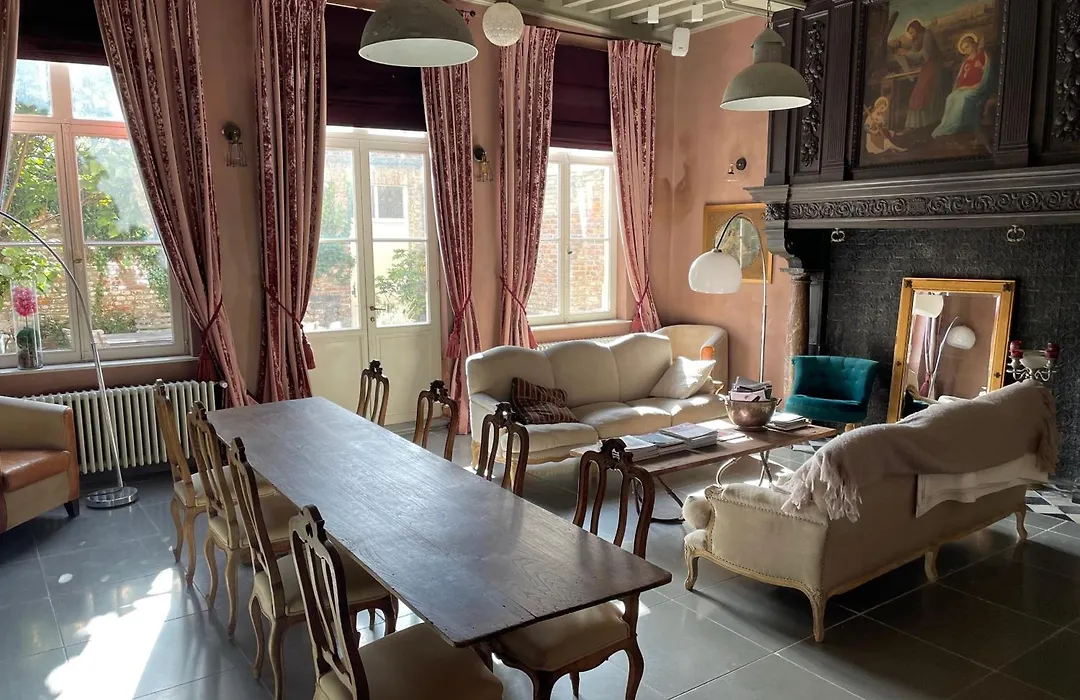 B&B Saint-Sauveur Bruges-1